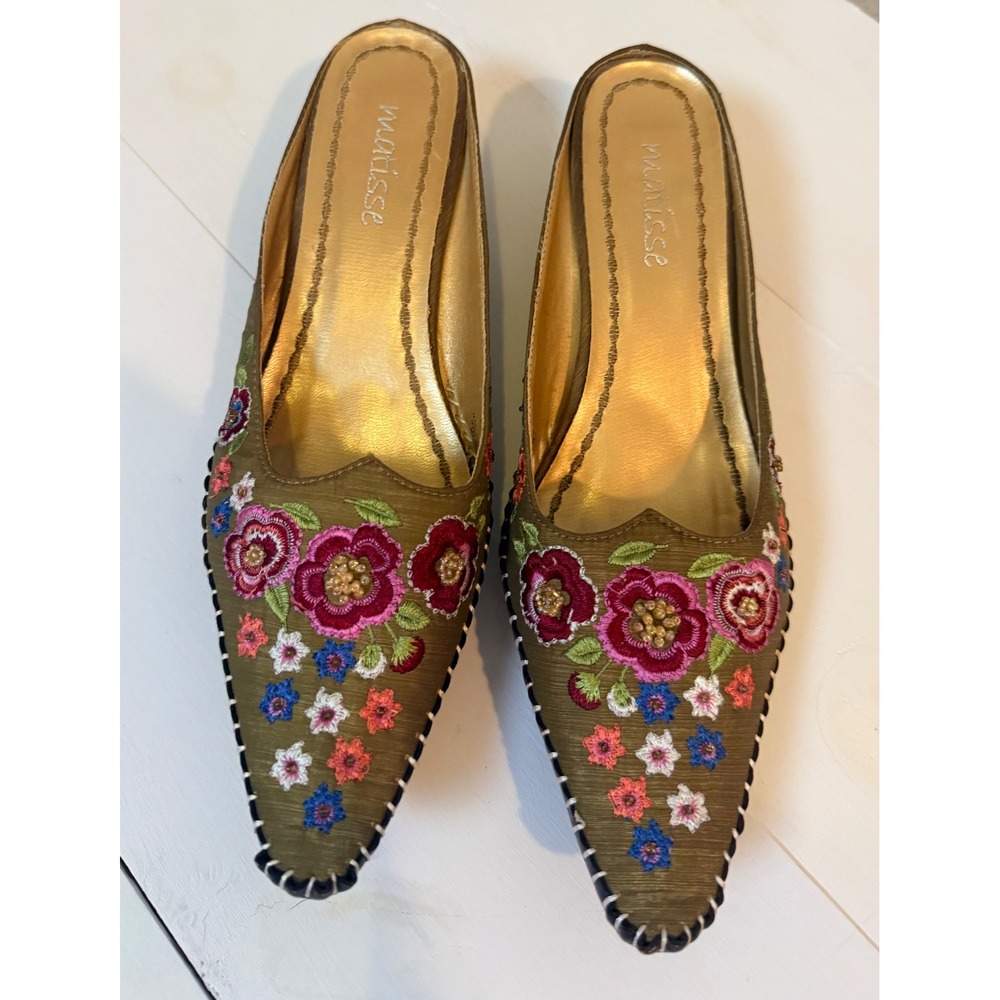 Vintage Matisse Floral Embroidered Beaded Kitten Heal Mules NWOB Size 7.5